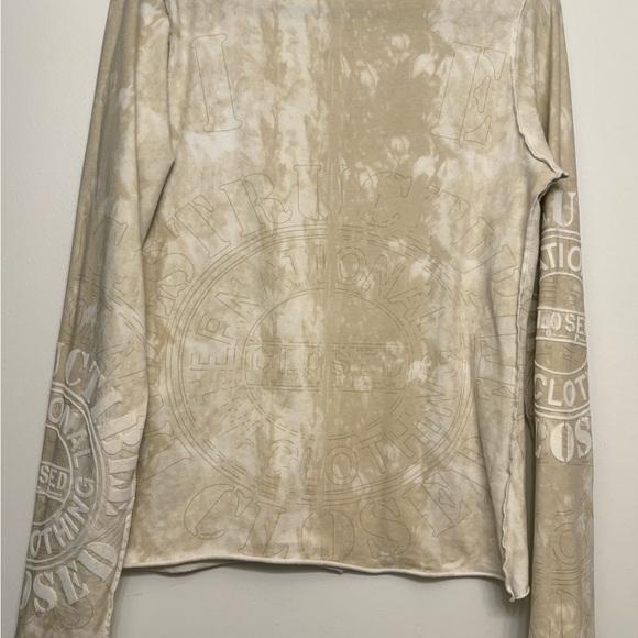 Closed Large long sleeve tan tee - Picture 6 of 6